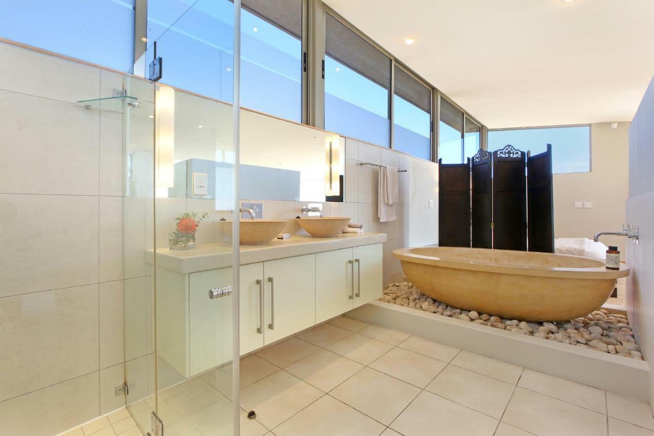 The Rocks Villa Camps Bay Екстериор снимка