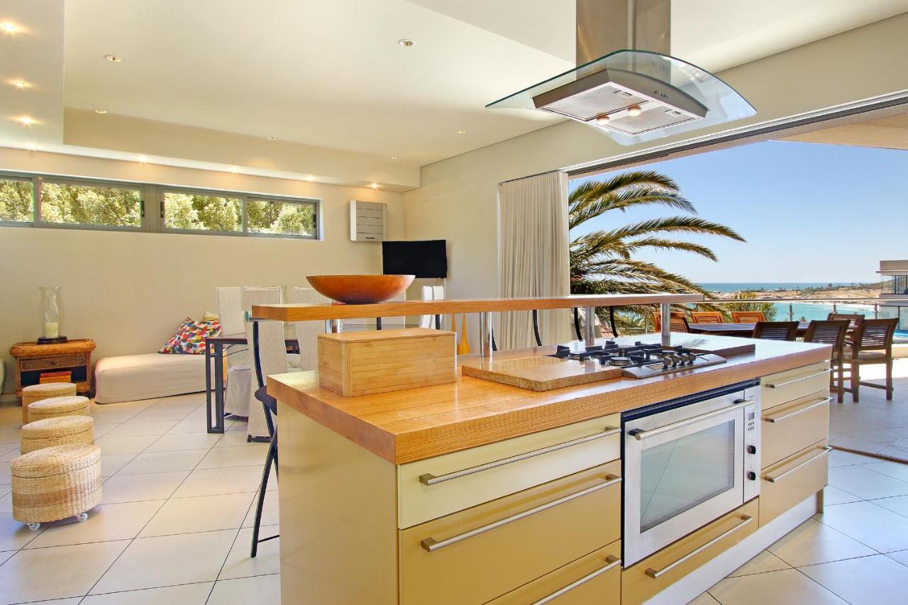 The Rocks Villa Camps Bay Екстериор снимка