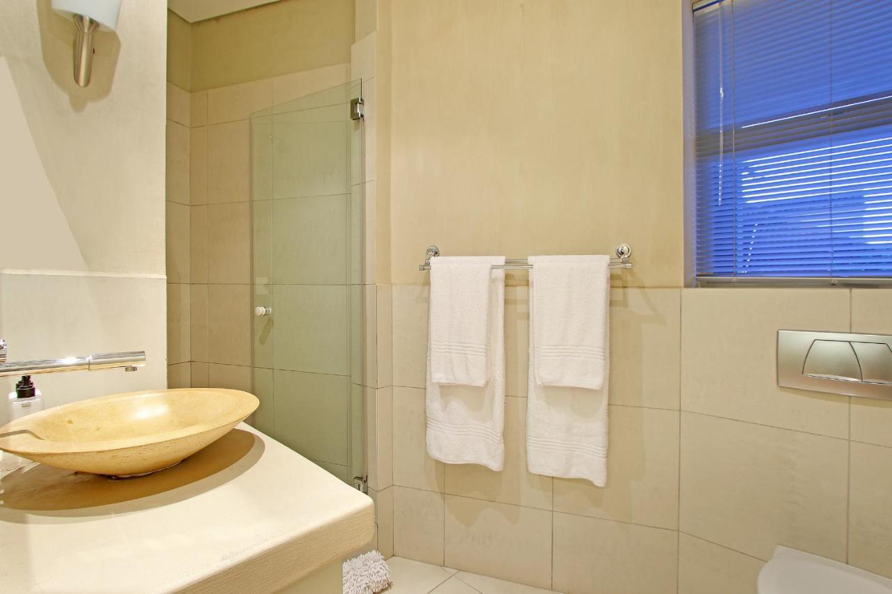 The Rocks Villa Camps Bay Екстериор снимка