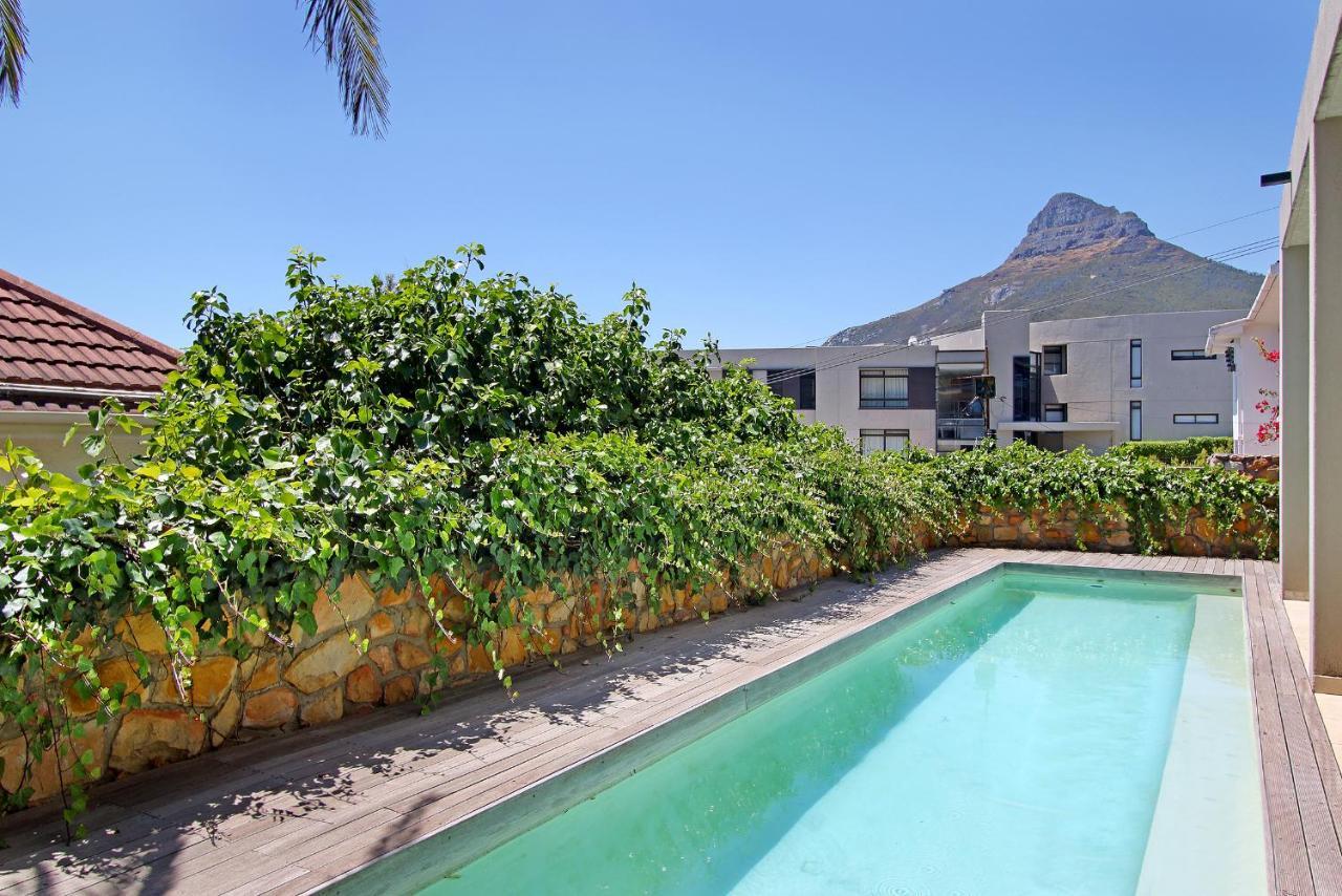 The Rocks Villa Camps Bay Екстериор снимка